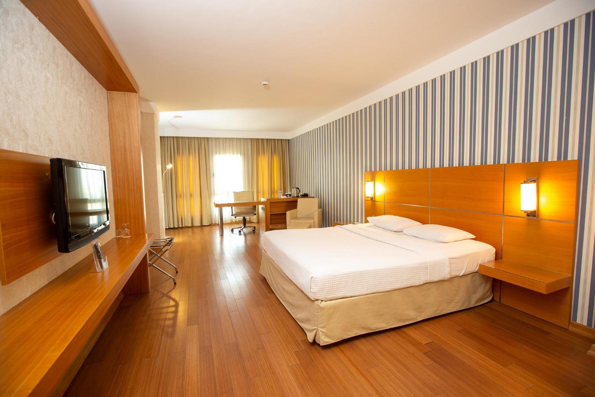 Anemon Grand Malatya Otel Kültér fotó